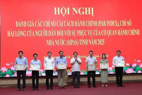 An Giang: “bứt phá” dịch vụ công trực tuyến làm hài lòng người dân và doanh nghiệp