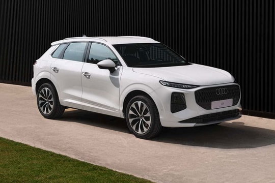 Audi Q3 và Q5 mới: công nghệ tiên tiến, tiện nghi cao cấp
