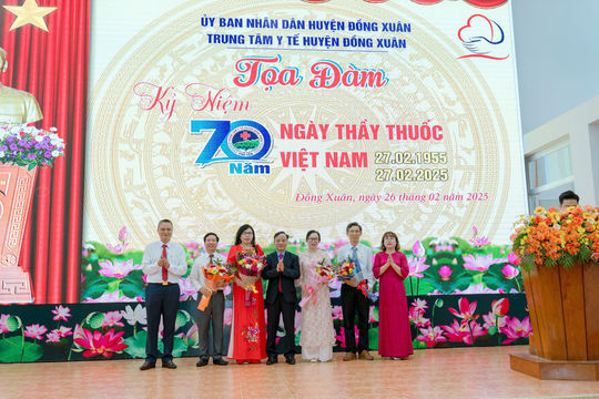 Trung tâm Y tế Đồng Xuân: Nâng tầm y tế cơ sở từ mô hình Đông - Tây y kết hợp
