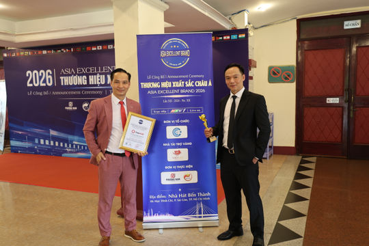 Đi đầu số hóa dành cho hộ kinh doanh, FizaHUB được gọi tên tại “Thương hiệu xuất sắc Châu Á 2026”