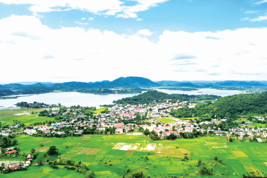 Xã Liên Sơn Lắk: Đánh thức tiềm năng vùng hồ, mở cửa đón dòng vốn đầu tư hiệu quả