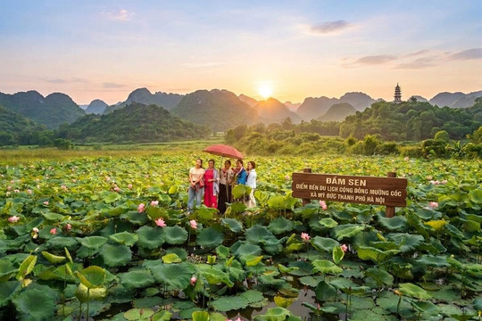 Chạm vào bình yên ở bản làng Mường Cốc