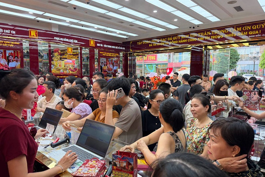 Giá vàng tuần tới: Rủi ro nào vẫn tiềm ẩn?