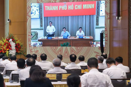TP HCM quyết tâm bứt phá tăng trưởng hai con số trong 6 tháng cuối năm