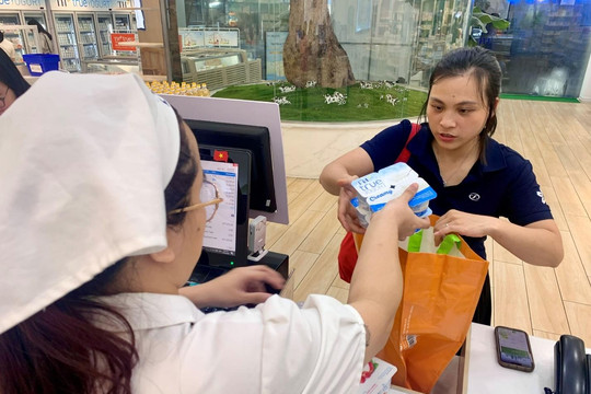 Tiêu dùng xanh bắt đầu từ việc bớt một chiếc túi ni-lông