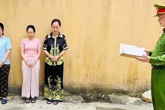Lộ diện “guồng máy” phía sau hàng nghìn viên kim cương nhập lậu