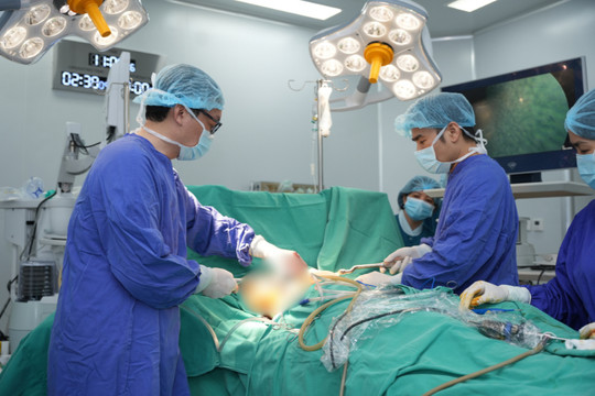 Rũ bỏ mặc cảm "ngực lõm", nam sinh 13 tuổi tìm lại tự tin sau ca mổ bước ngoặt tại Vinmec Hải Phòng