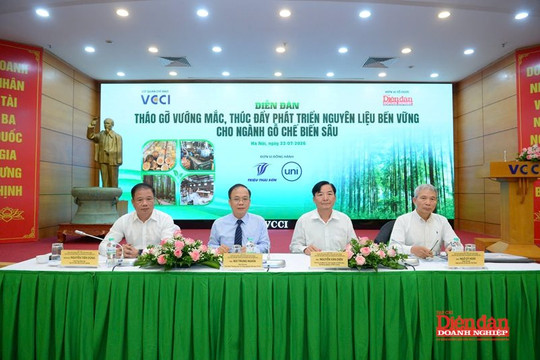 PHÁT TRIỂN NGUYÊN LIỆU GỖ BỀN VỮNG: Gỡ vướng từ cơ chế, chính sách