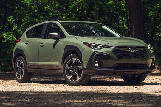 Chi tiền tỷ mua Subaru Crosstrek và Forester 2024 tồn kho?