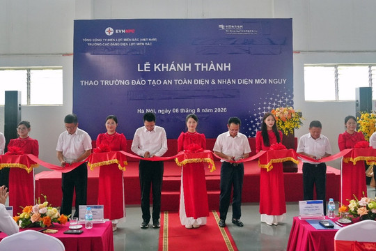 EVNNPC khánh thành thao trường an toàn điện và nhận diện mối nguy