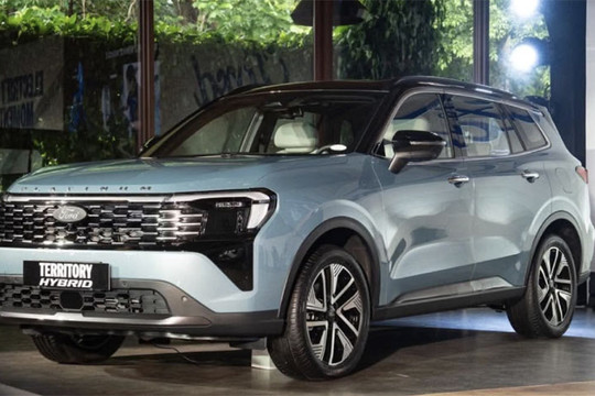 Chờ đợi Ford Territory hybrid về Việt Nam