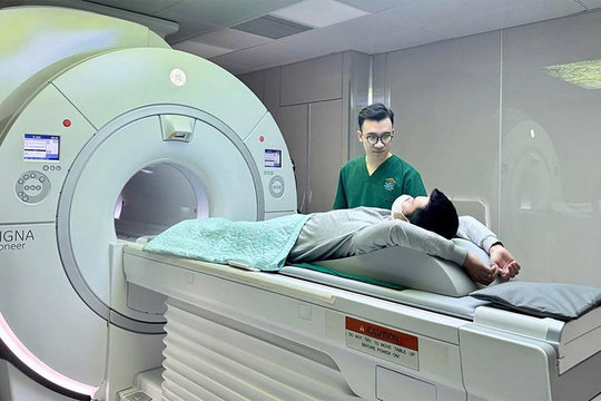 Giữ mạch y tế cơ sở, mở rộng kỹ thuật chuyên sâu