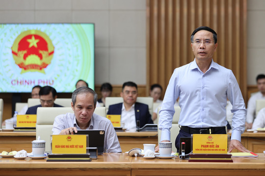 NHNN định hướng điều hành chính sách tiền tệ và hoạt động ngân hàng thời gian tới
