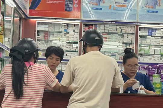 Tăng cường kiểm soát hàng giả và dược phẩm kém chất lượng