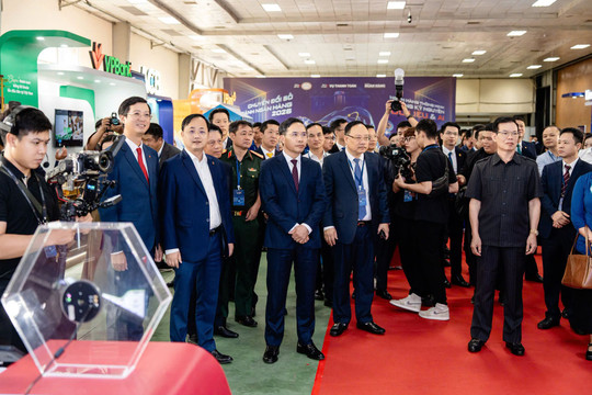 Agribank tăng tốc chuyển đổi số, ghi dấu ấn tại Sự kiện Chuyển đổi số ngành Ngân hàng 2026
