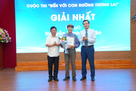 Tiếp nối hành trình lan tỏa tri thức từ “Con đường tương lai”