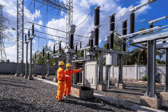 Ngành điện nửa cuối năm 2026: Áp lực phụ tải và thách thức chi phí