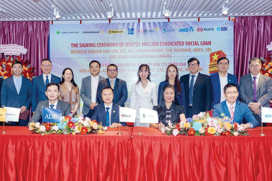 Xu hướng vay vốn ngoại