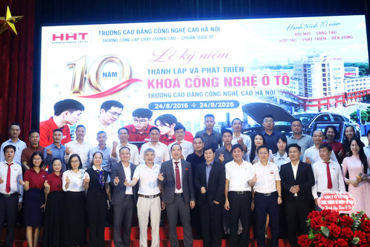 Khoa Công nghệ Ô tô HHT hướng tới đào tạo nhân lực cho kỷ nguyên ô tô điện và AI