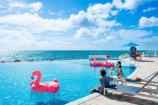 Săn view biển “triệu đô” với giá một ly cà phê, Santo Beach Club (Hòn Thơm) gây chú ý tại Phú Quốc dịp 2/9