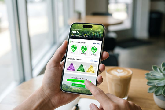 Vietcap tiếp tục trao tặng 8.000 cây, thành công khép lại Go Green Go Up mùa 2