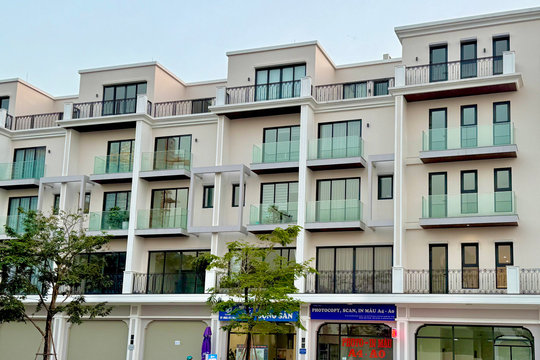 Bất động sản trước áp lực thanh khoản