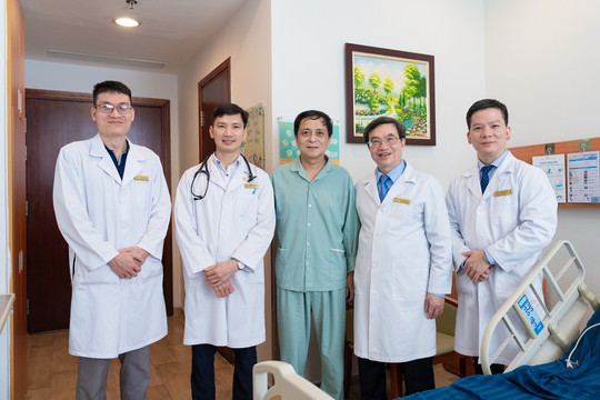 Ung thư kép sau 15 năm, bệnh nhân được điều trị triệt căn tại Vinmec Times City
