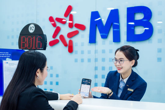 MB tăng lãi suất thẻ tín dụng cao cấp lên 22,9%/năm
