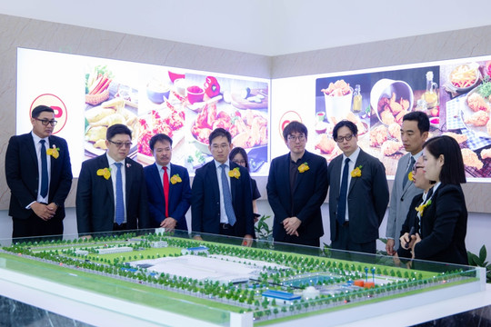 Lô thịt gà chế biến đầu tiên của Việt Nam chính thức xuất khẩu sang Hàn Quốc