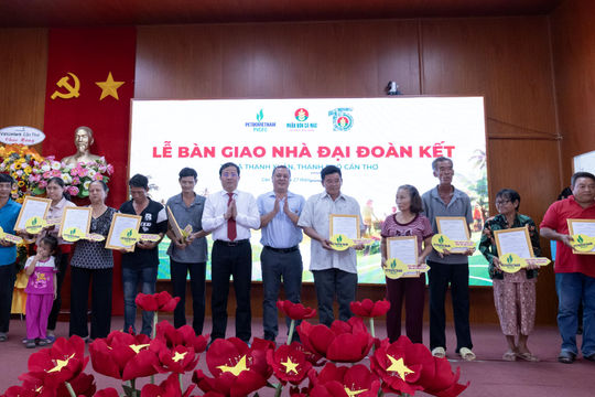 Thêm 55 mái ấm được Phân bón Cà Mau trao tặng tại Thạnh Xuân - Thành phố Cần Thơ
