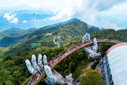 Tăng trưởng du lịch Đà Nẵng: Rào cản từ nguồn nhân lực