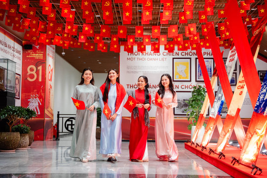 Lễ Quốc khánh 2/9: Du lịch Việt Nam tăng nhiệt từ núi cao đến biển đảo