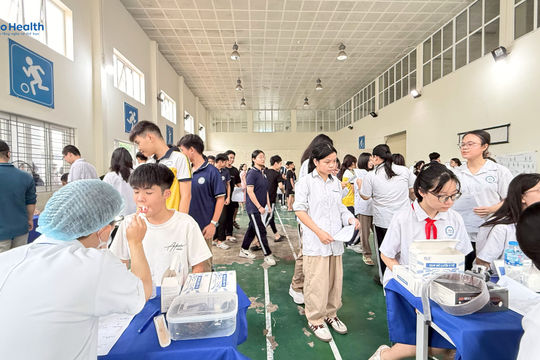 Eco Health đồng hành chăm sóc sức khỏe học sinh phường Hoàng Mai trước năm học mới