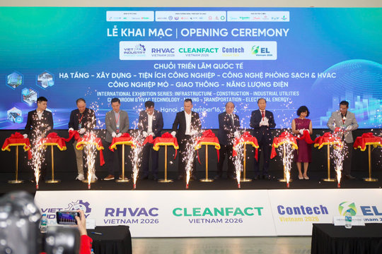 Khai mạc chuỗi triển lãm quốc tế về xây dựng, giao thông, năng lượng