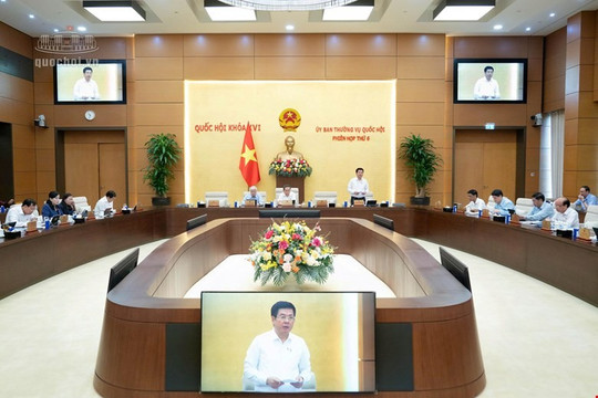 Sửa Luật Điện lực: Đề xuất áp dụng giá bán lẻ điện theo khung giờ