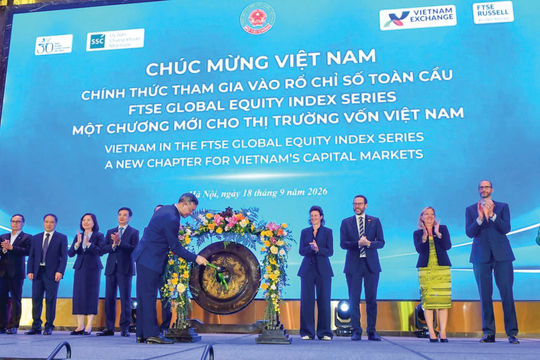 Cổ phiếu lỡ rổ FTSE còn triển vọng?