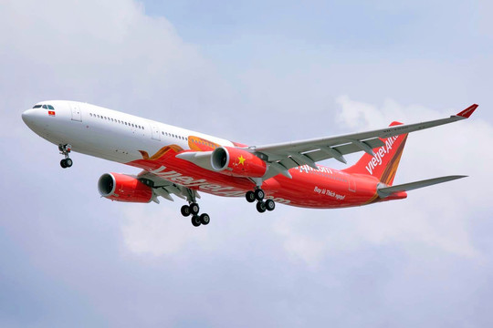 Vietjet đón tin vui hợp tác với Starlink, tung triệu vé 0 đồng cùng ưu đãi đến 40%