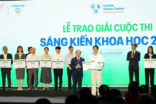 Vinh danh 15 sáng kiến khoa học vì cộng đồng