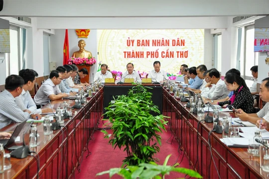 Cần Thơ: Rà soát, điều chỉnh kịch bản tăng trưởng năm 2026