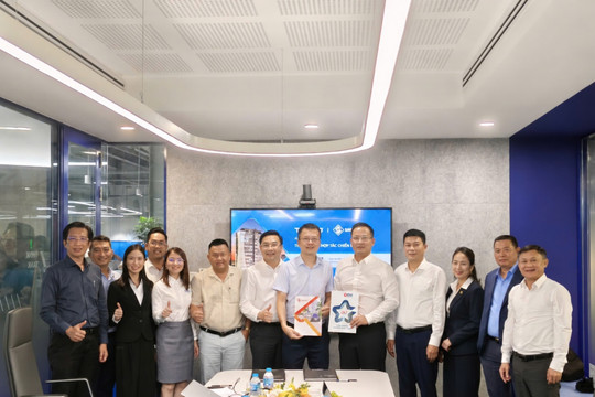 Hợp tác chiến lược bảo hiểm PVI-SAVICO: Nâng tầm trải nghiệm khách hàng, cộng hưởng sức mạnh kinh doanh