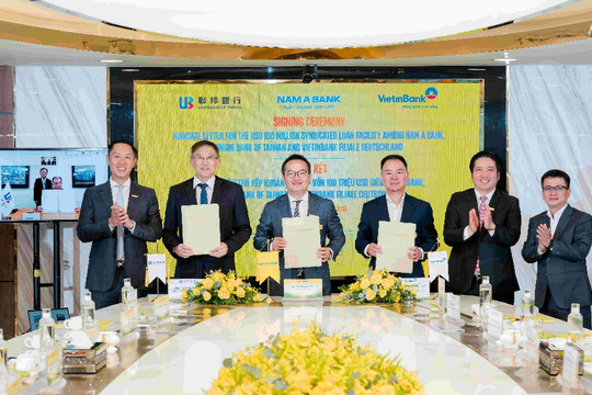 Nam A Bank mở rộng kênh huy động vốn đa phương với giao dịch 100 USD