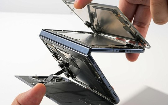 Bóc tách từng linh kiện iPhone Duo, Antutu bao nhiêu?