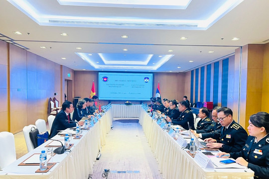 Hải quan Việt Nam - Lào tăng cường hợp tác, tạo thuận lợi thương mại