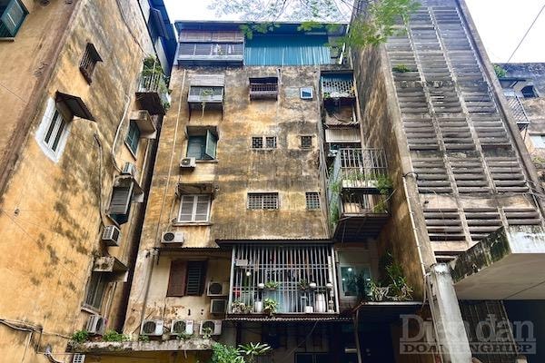 Giá nhà tập thể cũ đắt ngang chung cư cao cấp