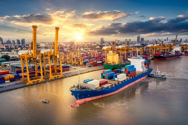 Sớm hoàn thiện khung pháp lý cho hoạt động tài trợ thương mại