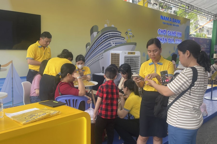 Nam A Bank triển khai nhiều hoạt động tại Lễ hội Sông nước TP.HCM