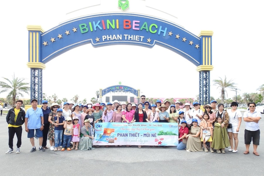 NovaWorld Phan Thiet bùng nổ du khách, các công viên vui chơi, chuỗi nhà hàng, dịch vụ lưu trú hoạt động hết công suất