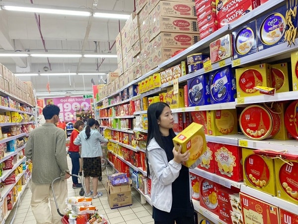 Giảm 2% thuế VAT: Vẫn thiếu Nghị định hướng dẫn chi tiết