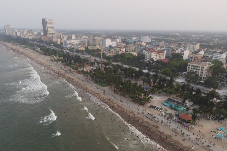 Nghệ An: Vì sao nhiều điểm dịch vụ lưu trú sử dụng nguồn nước sạch "nhỏ giọt"?