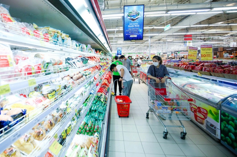 Người tiêu dùng ngày càng cẩn trọng trong chi tiêu